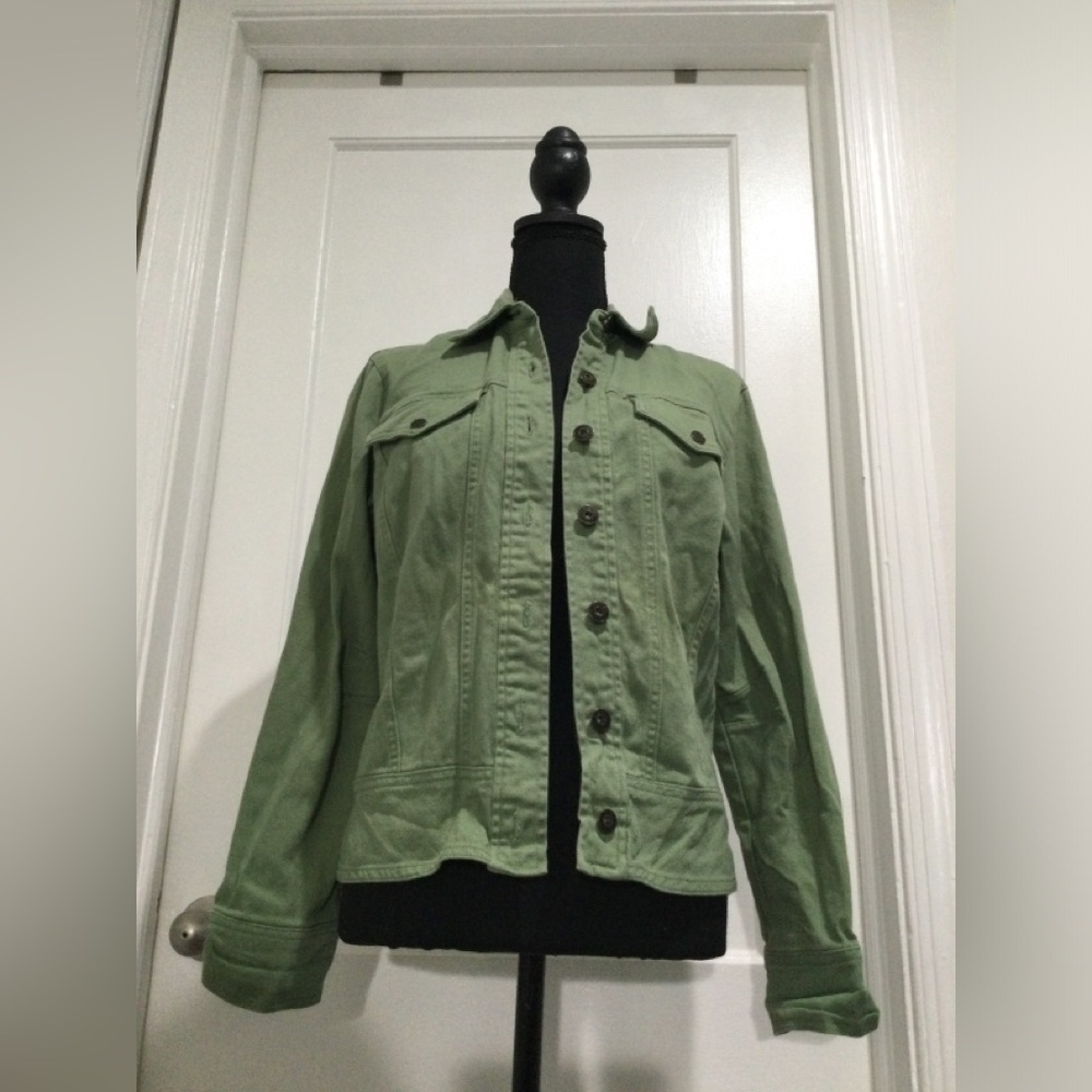 Olive green Jean jacket with buttons